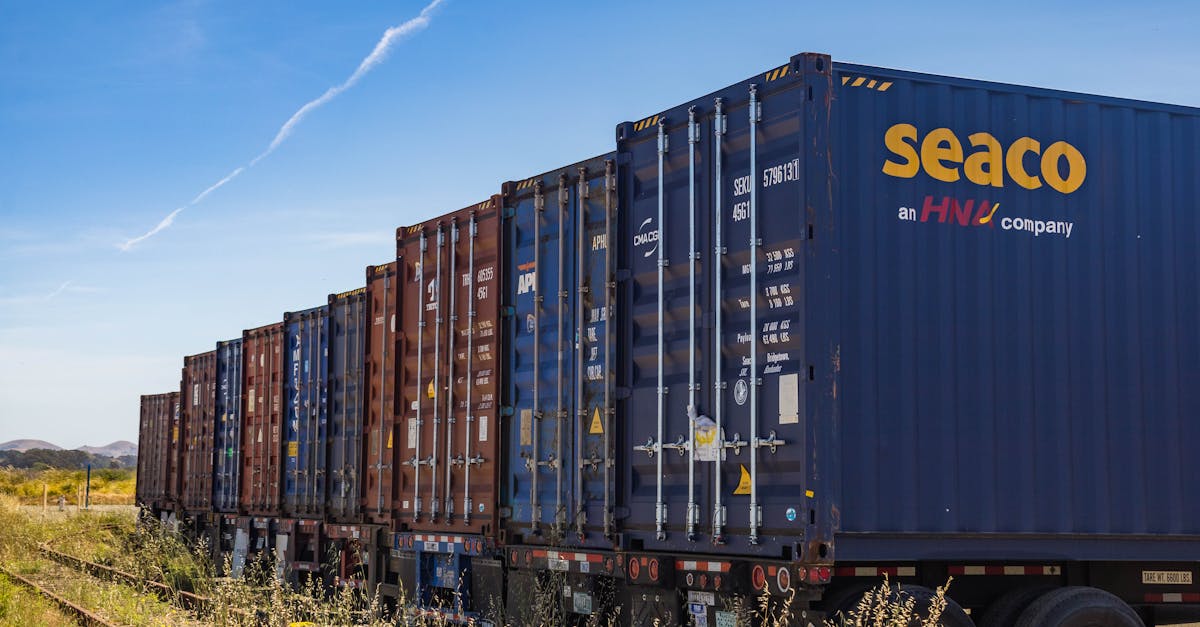 財經:香港貨運物流業協會:中東及歐洲物流鏈成本料升三成