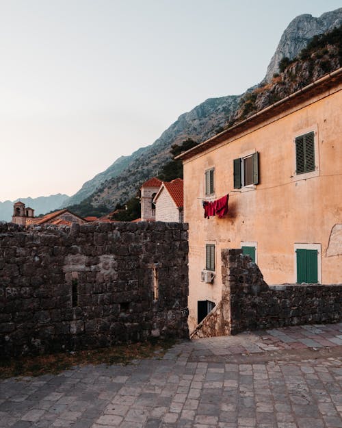 Free Colorful streets of Kotor Stock Photo