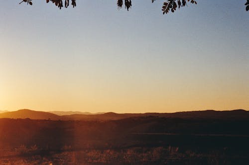 Kostenloses Stock Foto zu berg, hinterleuchtet, landschaft