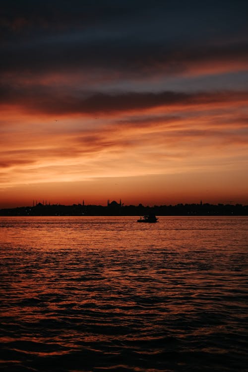 Foto profissional grátis de alvorecer, cair da noite, céu