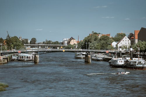 bezplatná Základová fotografie zdarma na téma Berlín, čluny, eiserne most Základová fotografie