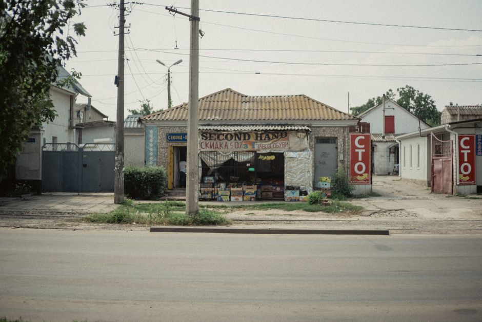 The Garage Full of Stuff Nobody Wants to Sell Is a Business