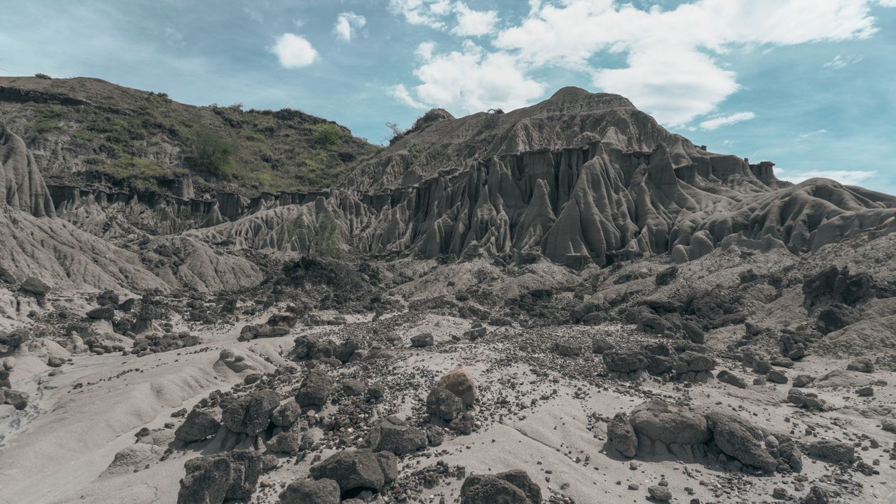 Rock Formations on a Desert · Free Stock Photo
