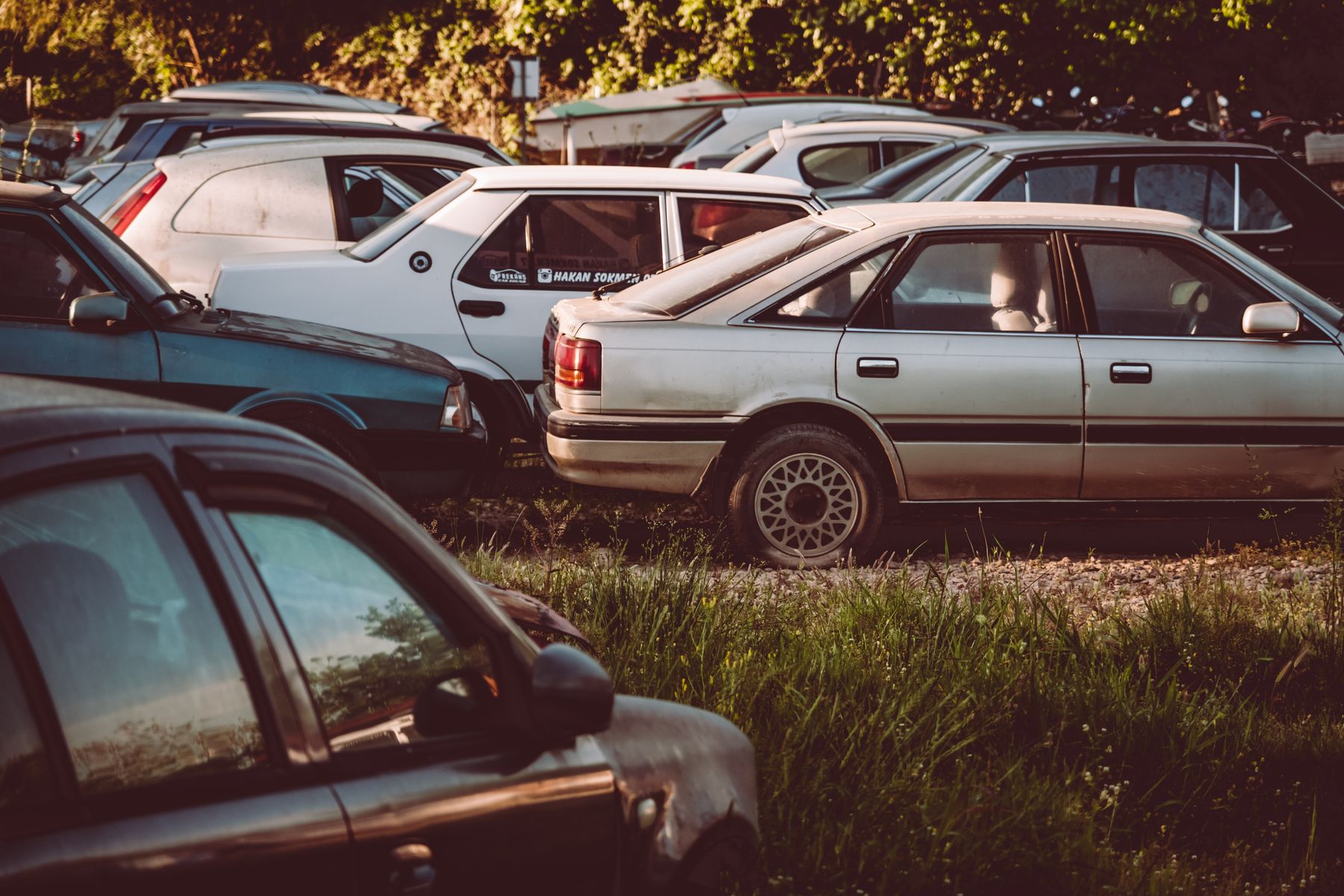 Old and damaged vehicles Canberra