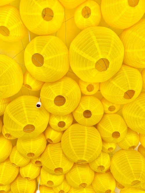 Free Yellow Paper Lanterns in Close Up Photography Stock Photo