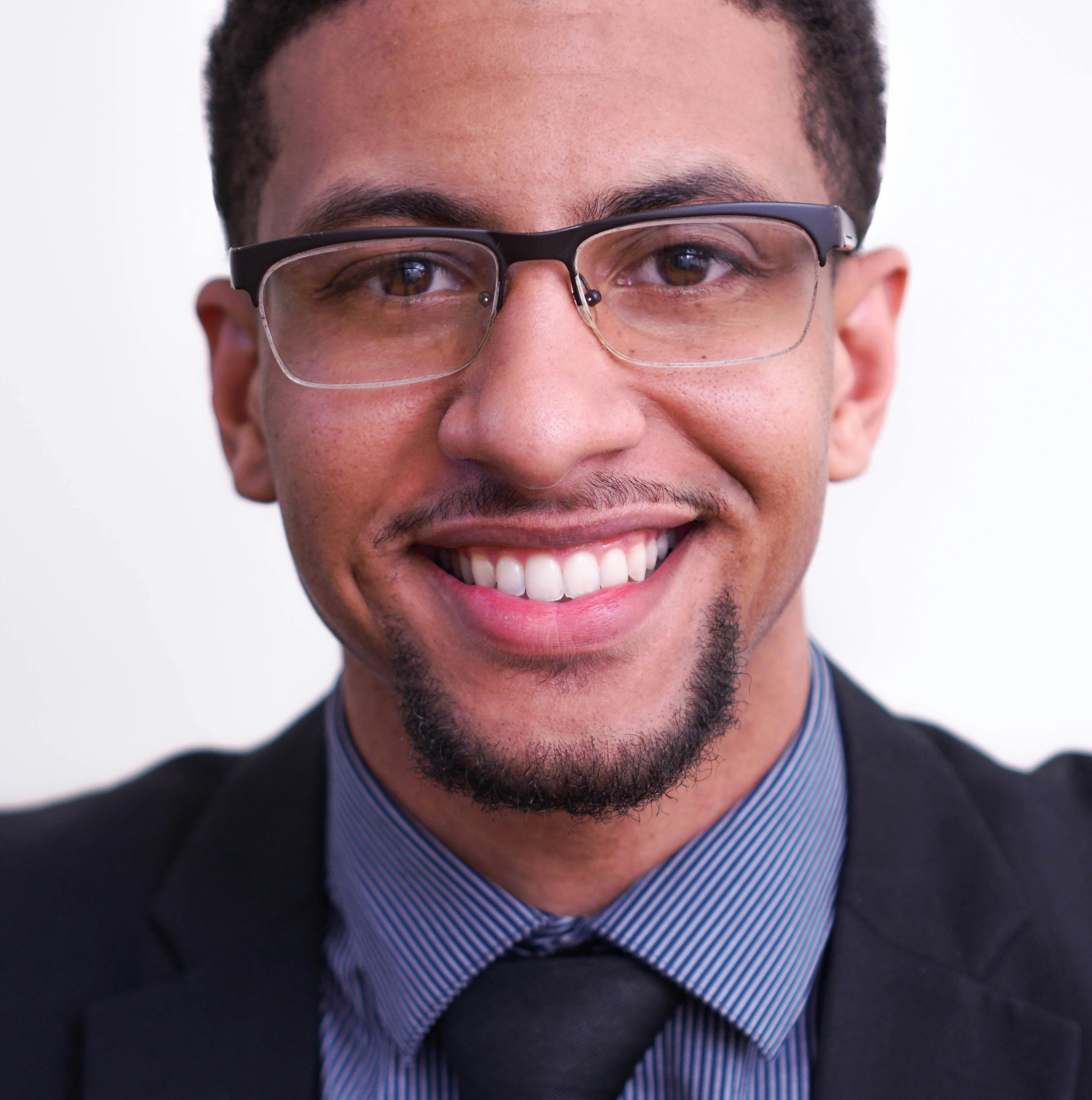 Free stock photo of eye glasses, man wearing glasses, necktie