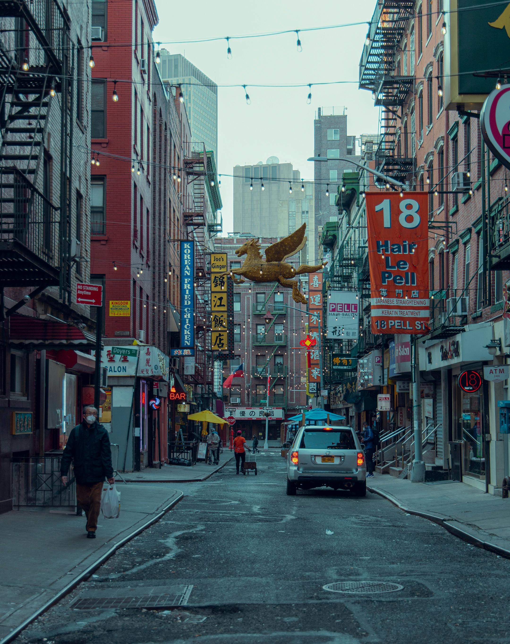 Doyers street and new york city hi-res stock photography and