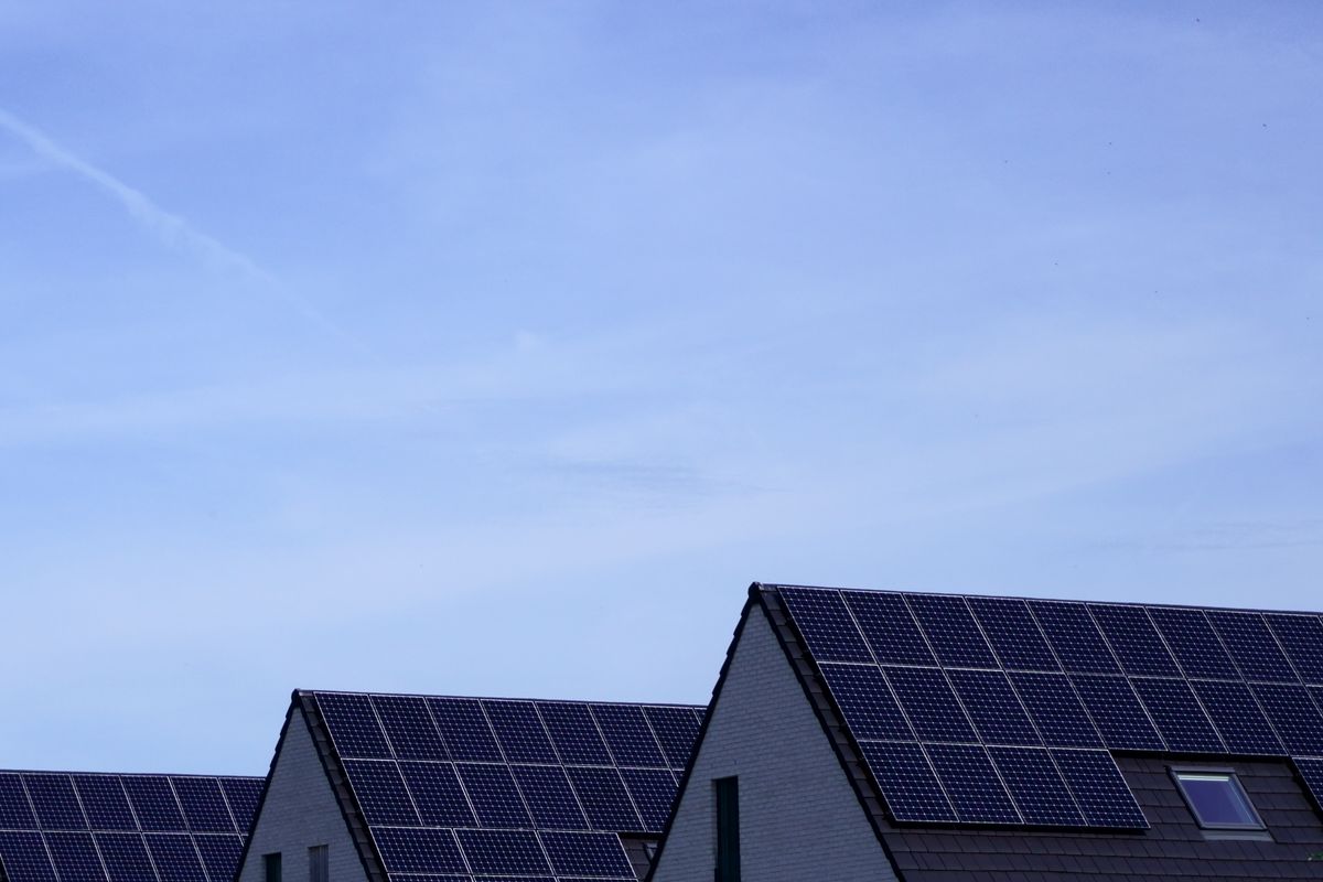 Monitoring solar panel efficiency home app dashboard