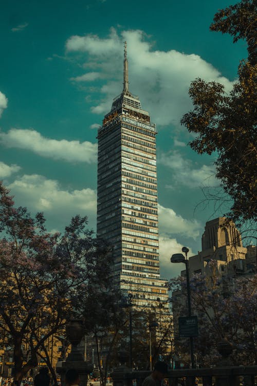 Бесплатное стоковое фото с torre latinoamericana, архитектура, вертикальный выстрел