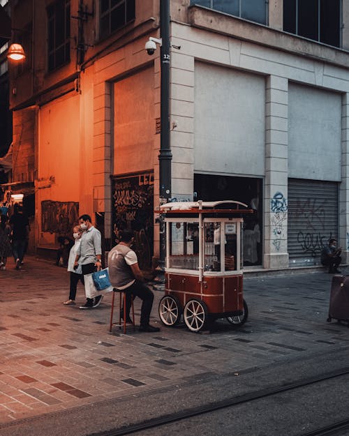 Fotobanka s bezplatnými fotkami na tému chodník, dodávateľ, fotografia ulice