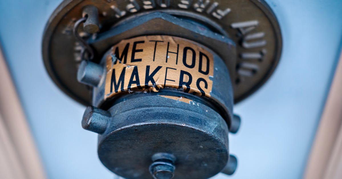 謝寒冰批國防部8年未裝防撞系統,要求誠實面對問題