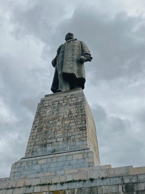 Pamyatnik Leninu Under Gray Sky