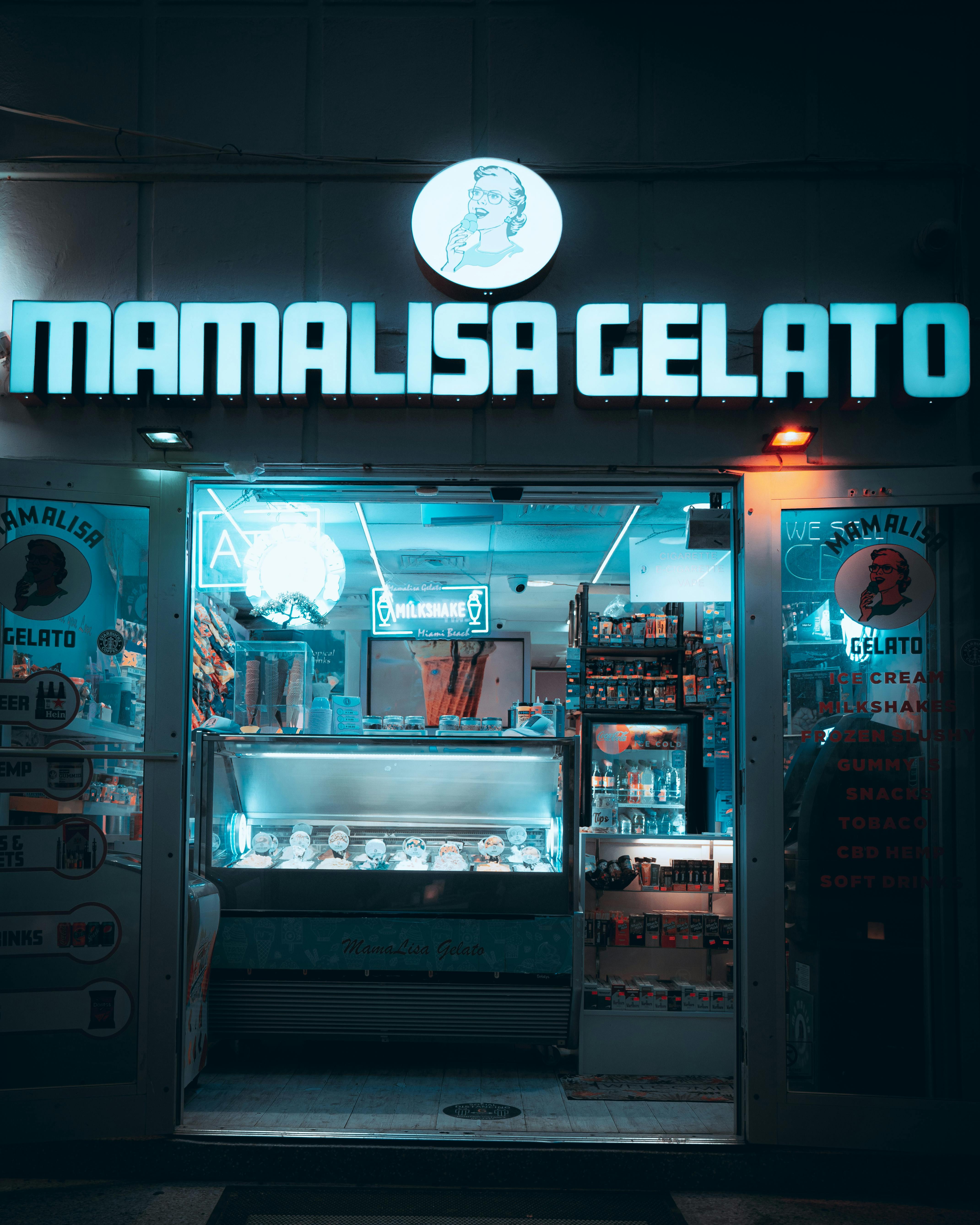 Entrance of the Mamalisa Gelato Ice Cream Shop, Miami Beach, USA · Free
