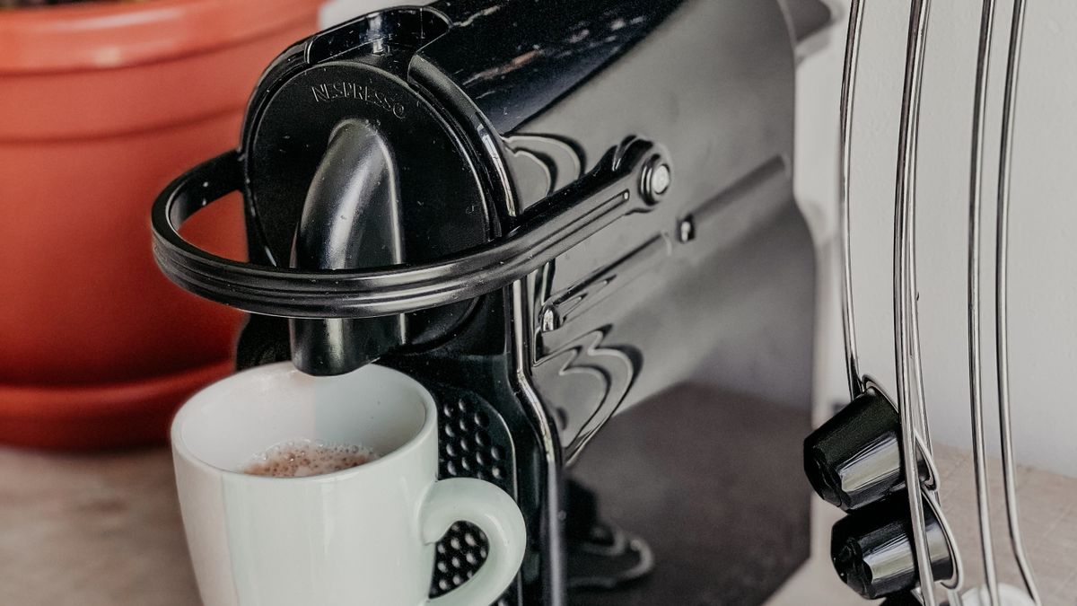 Comparatif des meilleures cafetières à dosettes réutilisables en 2026 - illustration