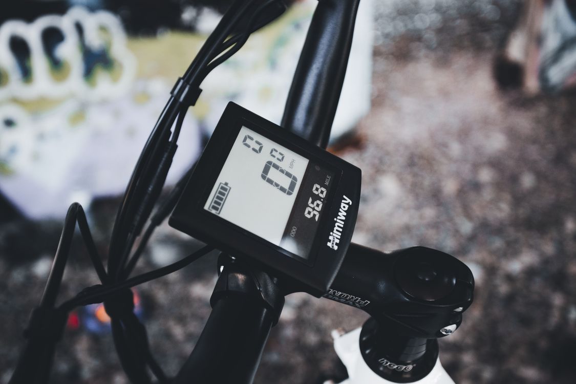 Speedometer on Bike · Free Stock Photo
