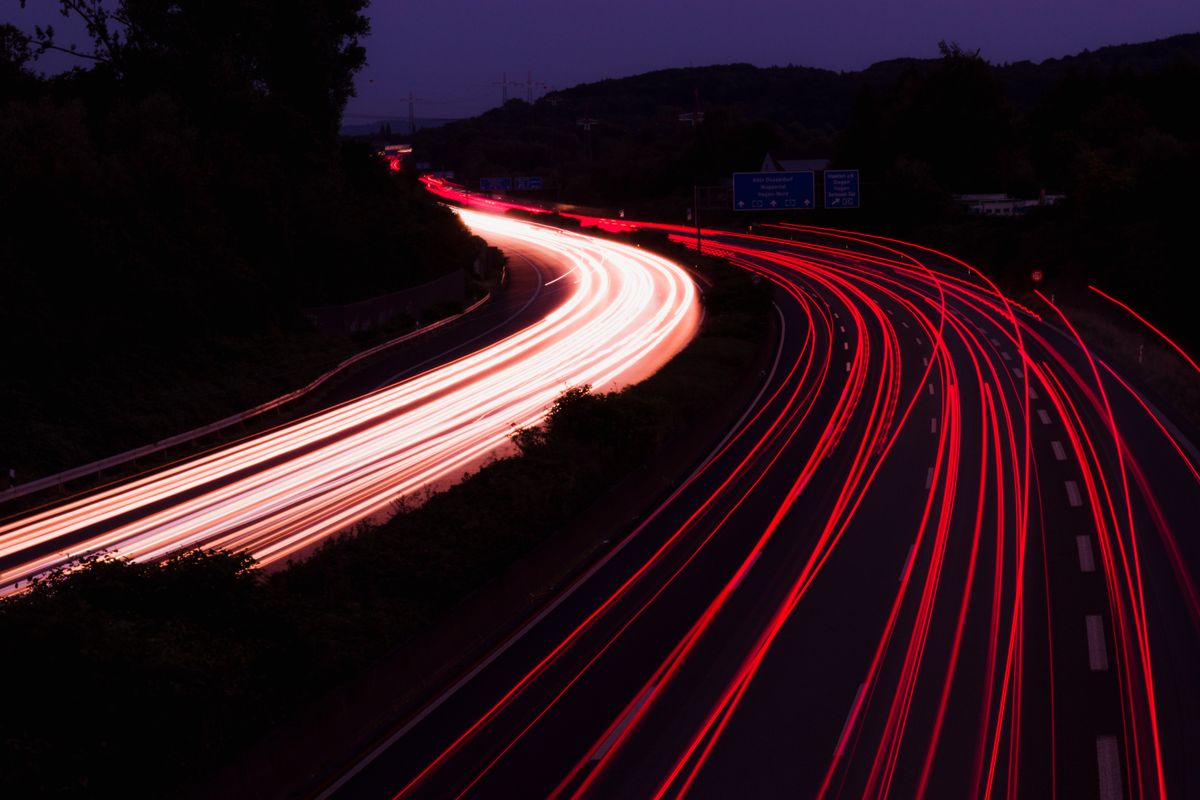 Départs xAI : la course folle à l'infrastructure IA