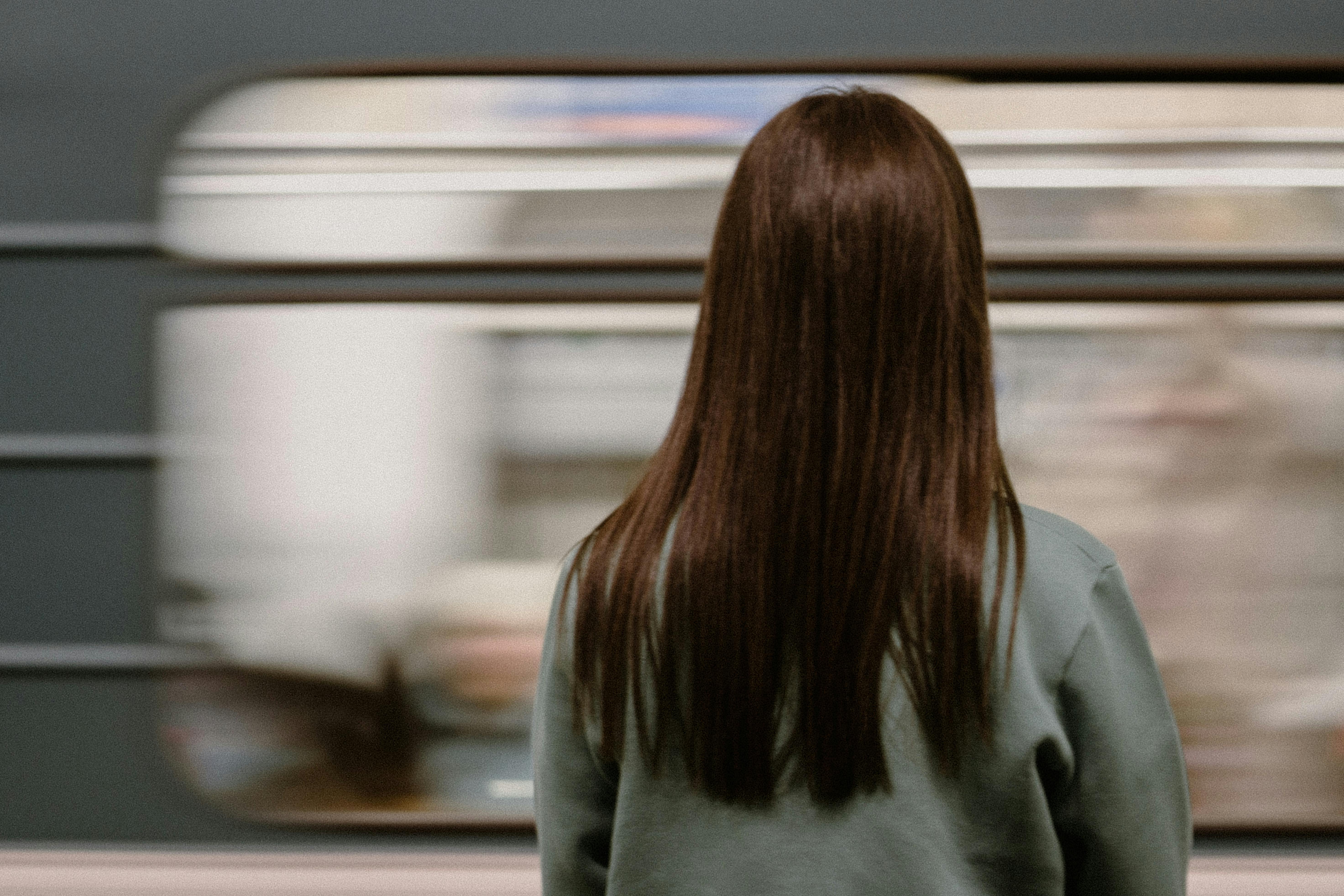 Do straights beat 4 of a kind?