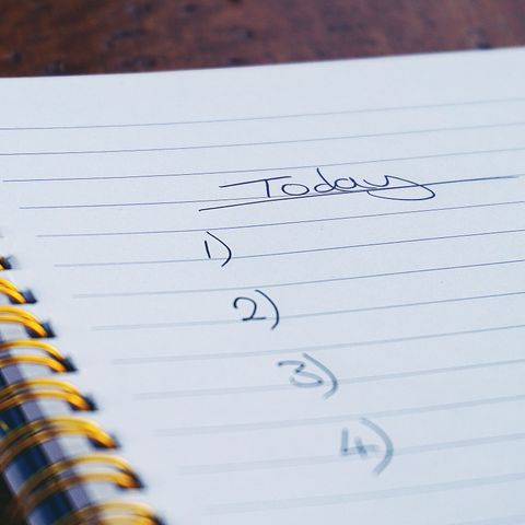 Handwritten to-do list — operations and scheduling