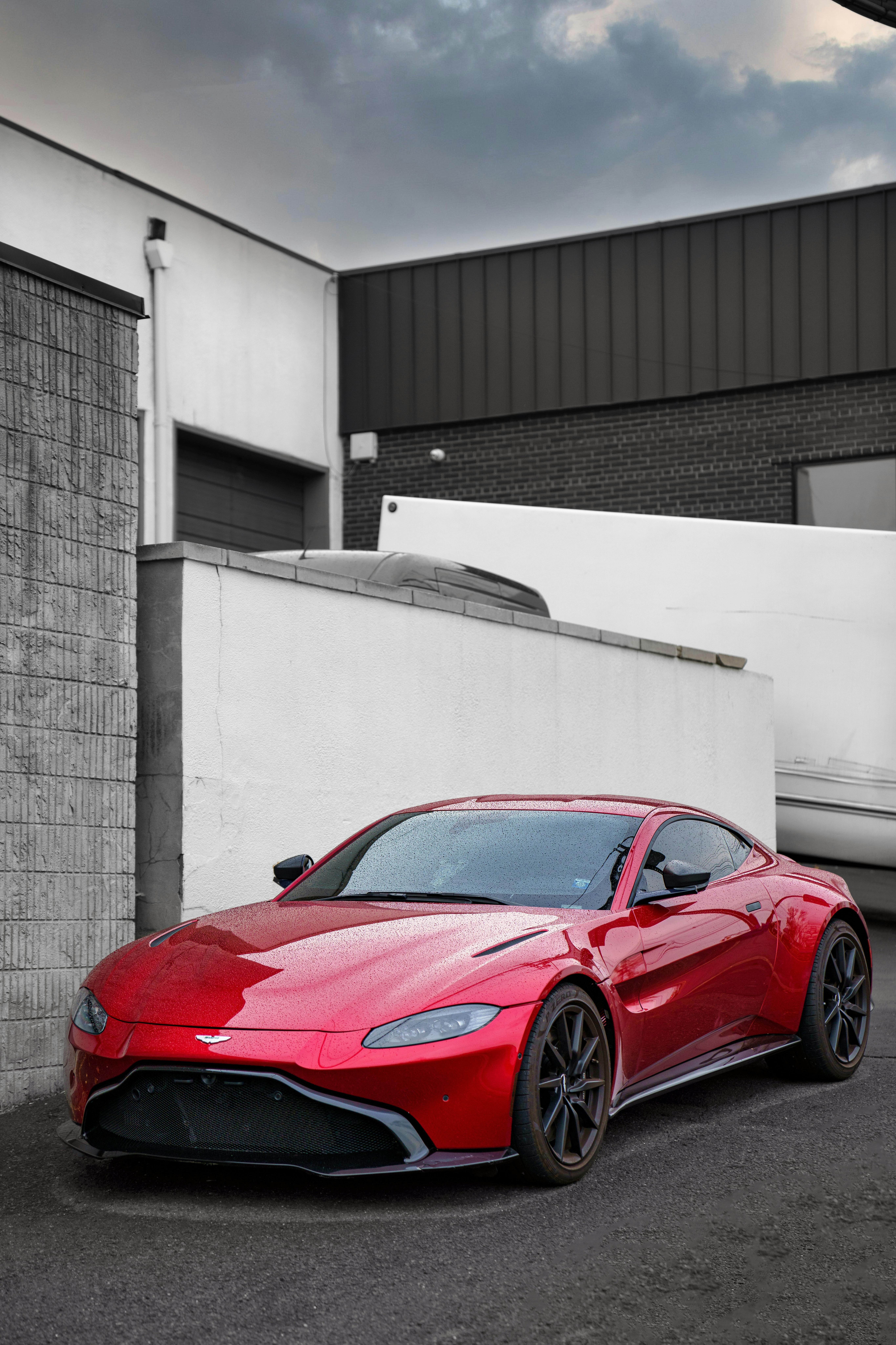 Aston Martin Photos, Download The BEST Free Aston Martin Stock Photos & HD  Images