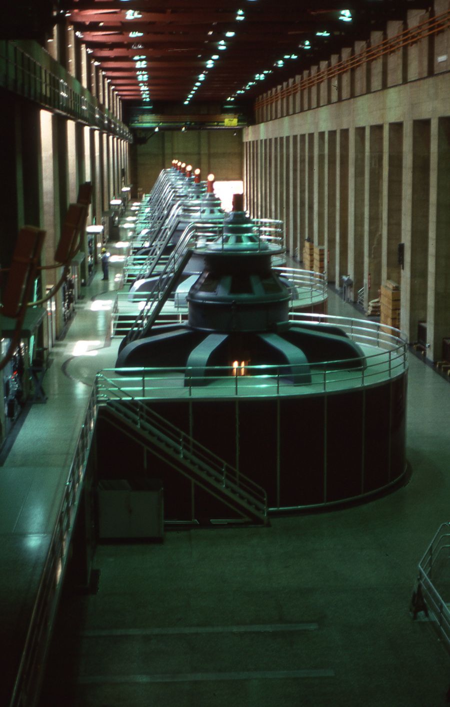 Power generation turbine hall