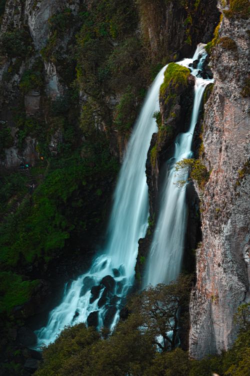 Free Beautiful long exposure of a cascading waterfall in Zacatlán, Puebla, Mexico. Stock Photo