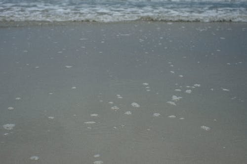 бесплатная Бесплатное стоковое фото с волны, горизонт, монохромный Стоковое фото