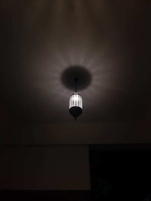 Kostnadsfri bild av hängande, lampa, ljus