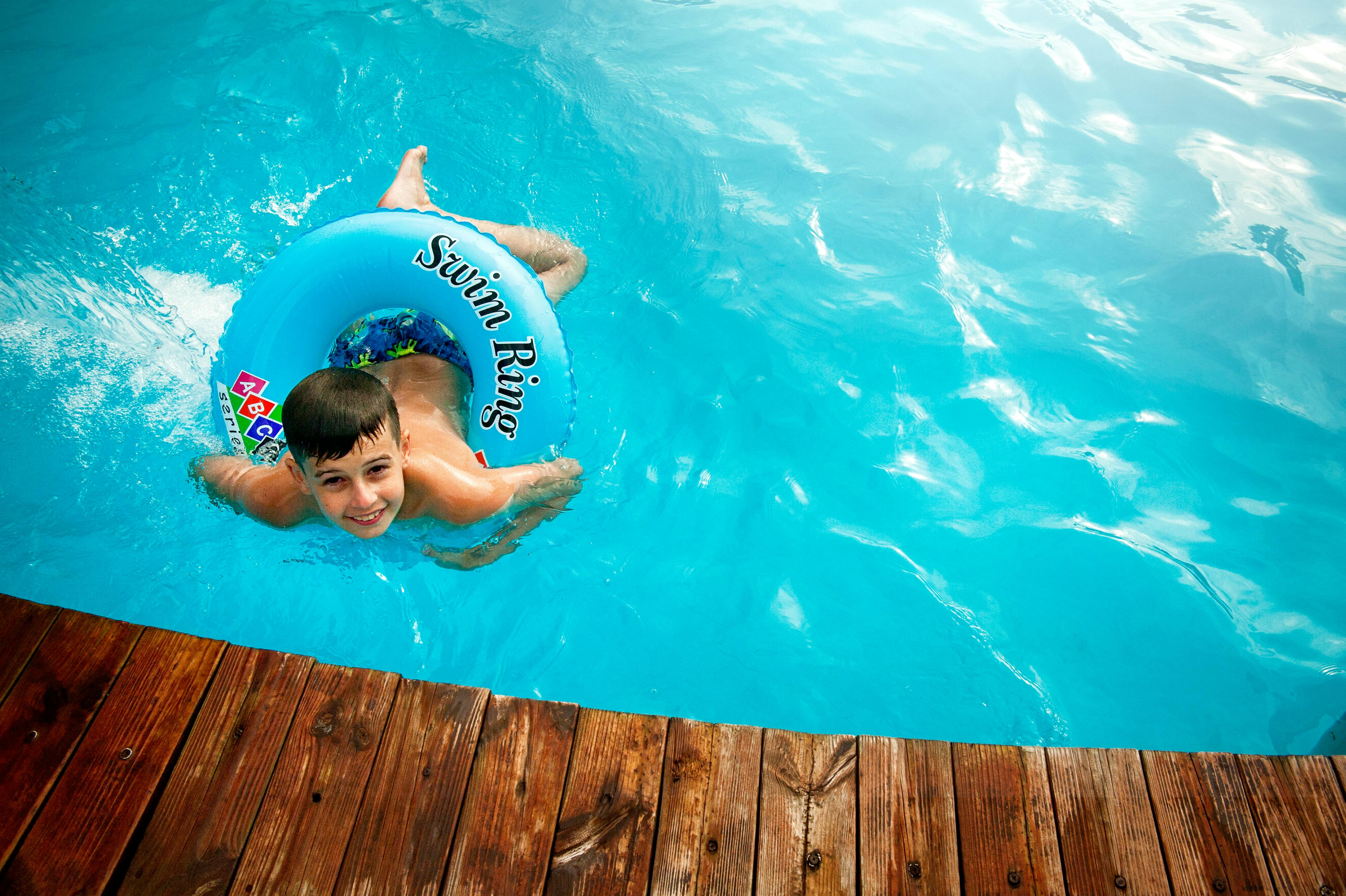 Swimming Fun for Kids: Chicagos Top Hotel Pools