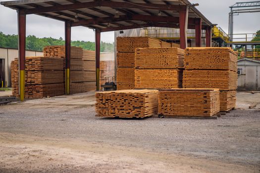 Can I Use Wood from Old Pallets for My DIY Projects?