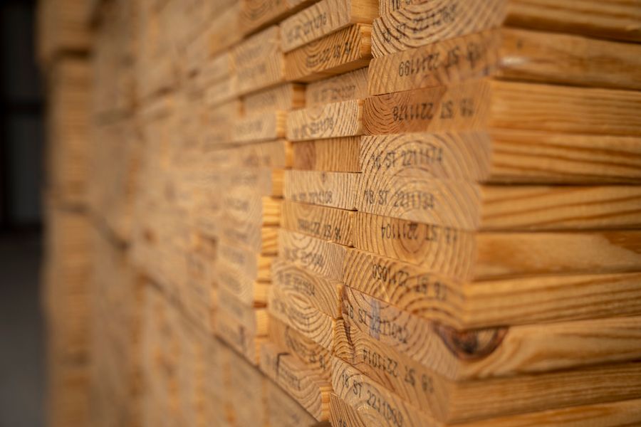 Sustainable Materials & Low-Carbon Sourcing