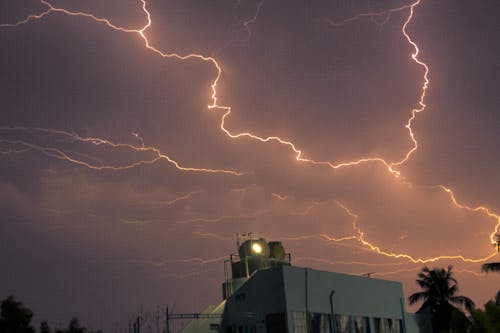 Ingyenes stockfotó alacsony szögű felvétel, ég, időjárás témában