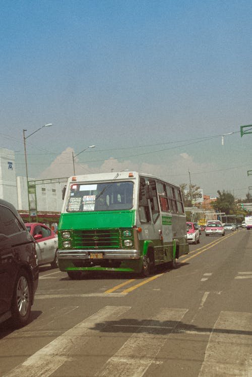 Immagine gratuita di asfalto, autobus, sistema di trasporto