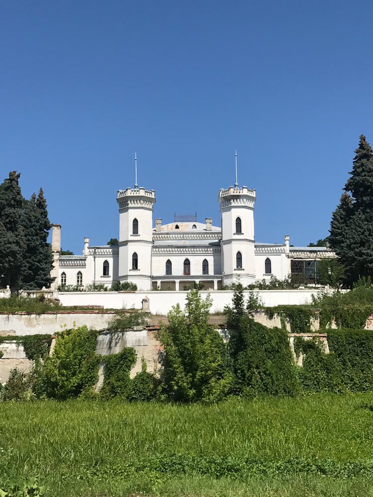 Ukrainian Culture - Sharovka Castle