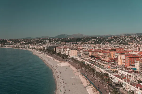 Plage des Ponchettes et ses galets