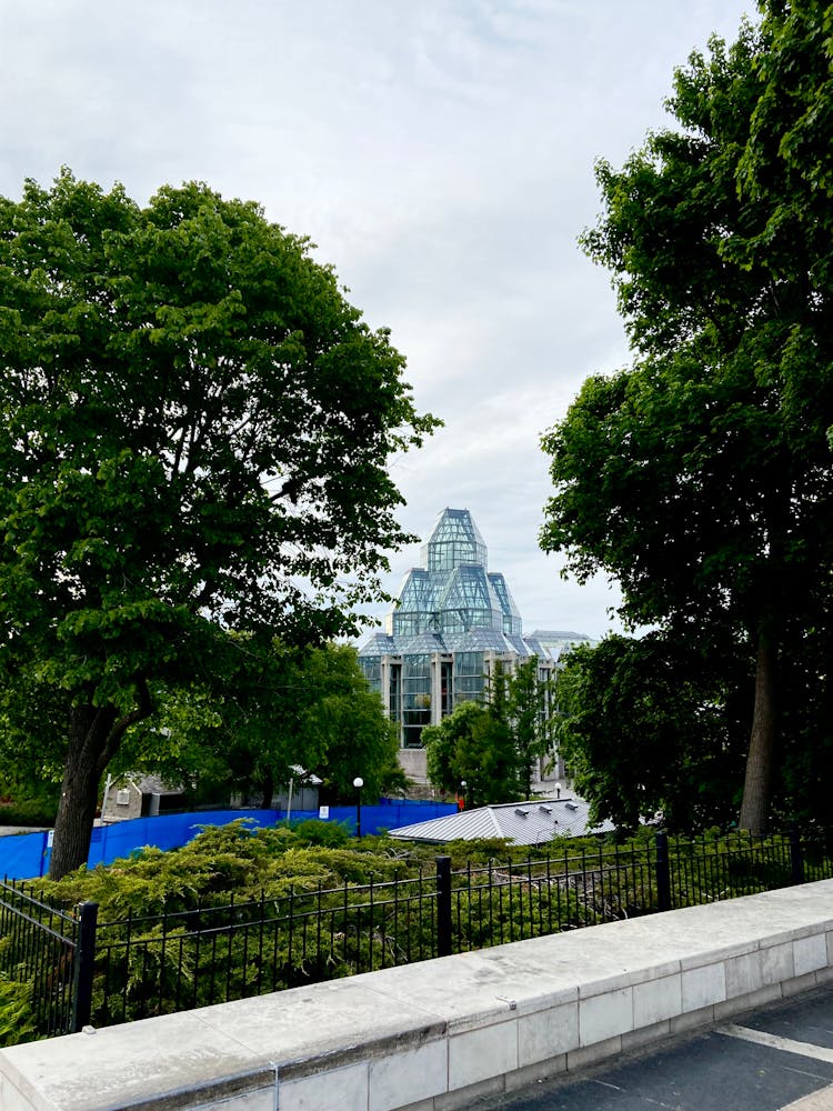 Park And National Gallery Of Canada