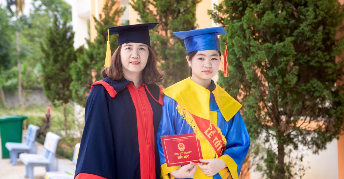 Fully funded vs partially funded scholarships, what the fine print means
