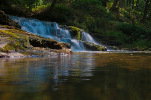 Безкоштовне стокове фото на тему «aberdulais, ВЕЛИКОБРИТАНІЯ, вода»