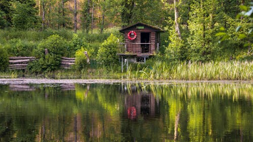 bezplatná Základová fotografie zdarma na téma dřevěný, dům, jezero Základová fotografie