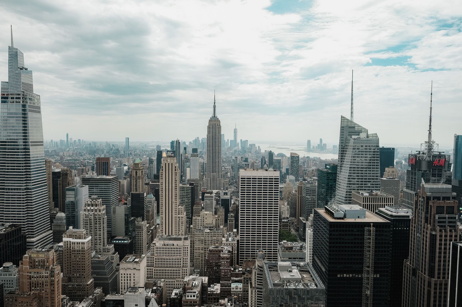 Non-stop flights to New York from Paris starting from €359