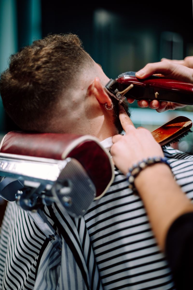Barber holding a straight razor