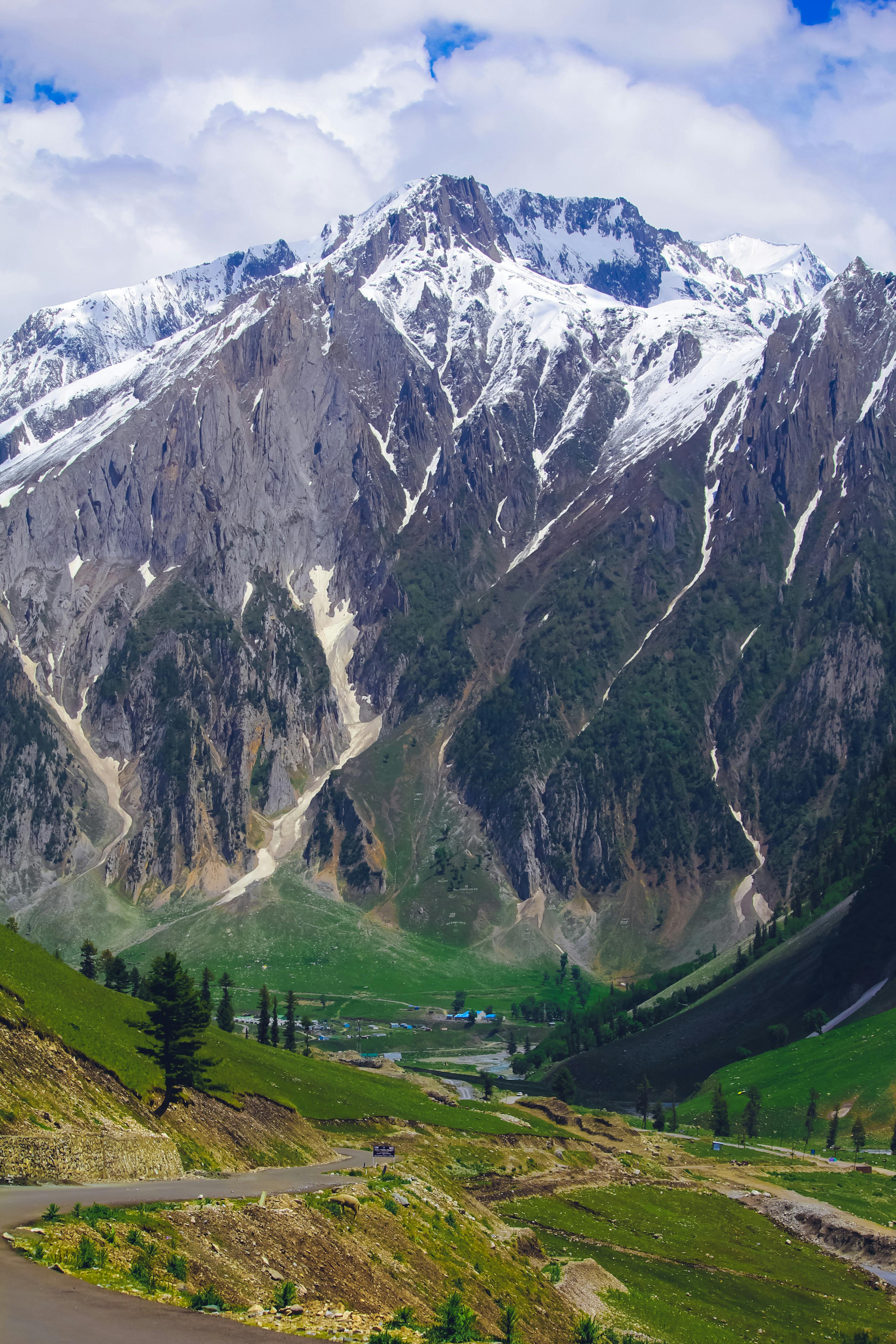 Luxury Himalayan Escapes