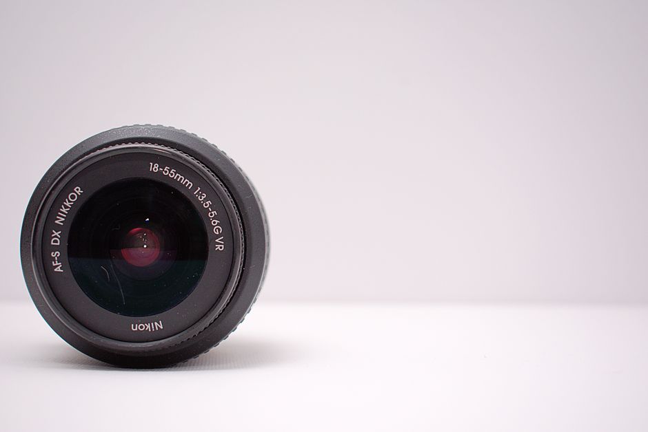 comparison of Nikon D800 with Canon EOS R6 Mark III
