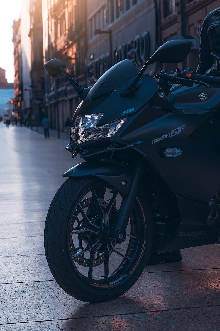 Close-up Of A Suzuki Gixxer SF 250