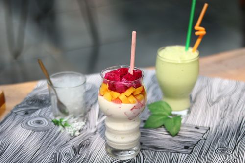Free Delicious summer smoothies with fresh fruits, perfect for a refreshing treat. Stock Photo