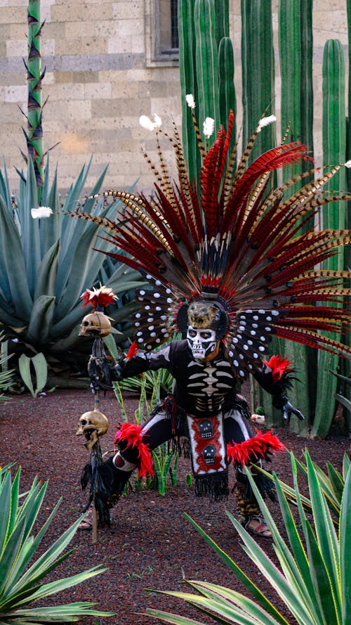 Kostenloses Stock Foto zu aztekisch, dia de los muertos, kostüm