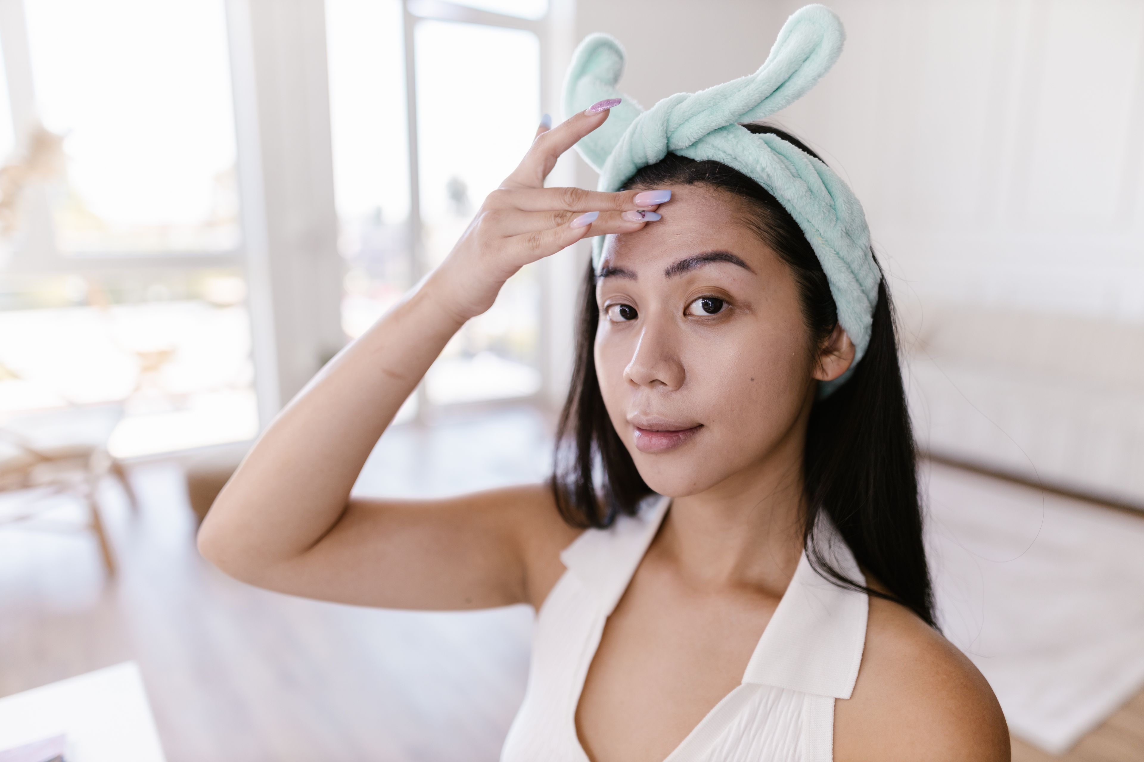 Skincare Routine Cho Da Khô, Da Nhạy Cảm — 5 Bước Phục Hồi Hàng Rào Da