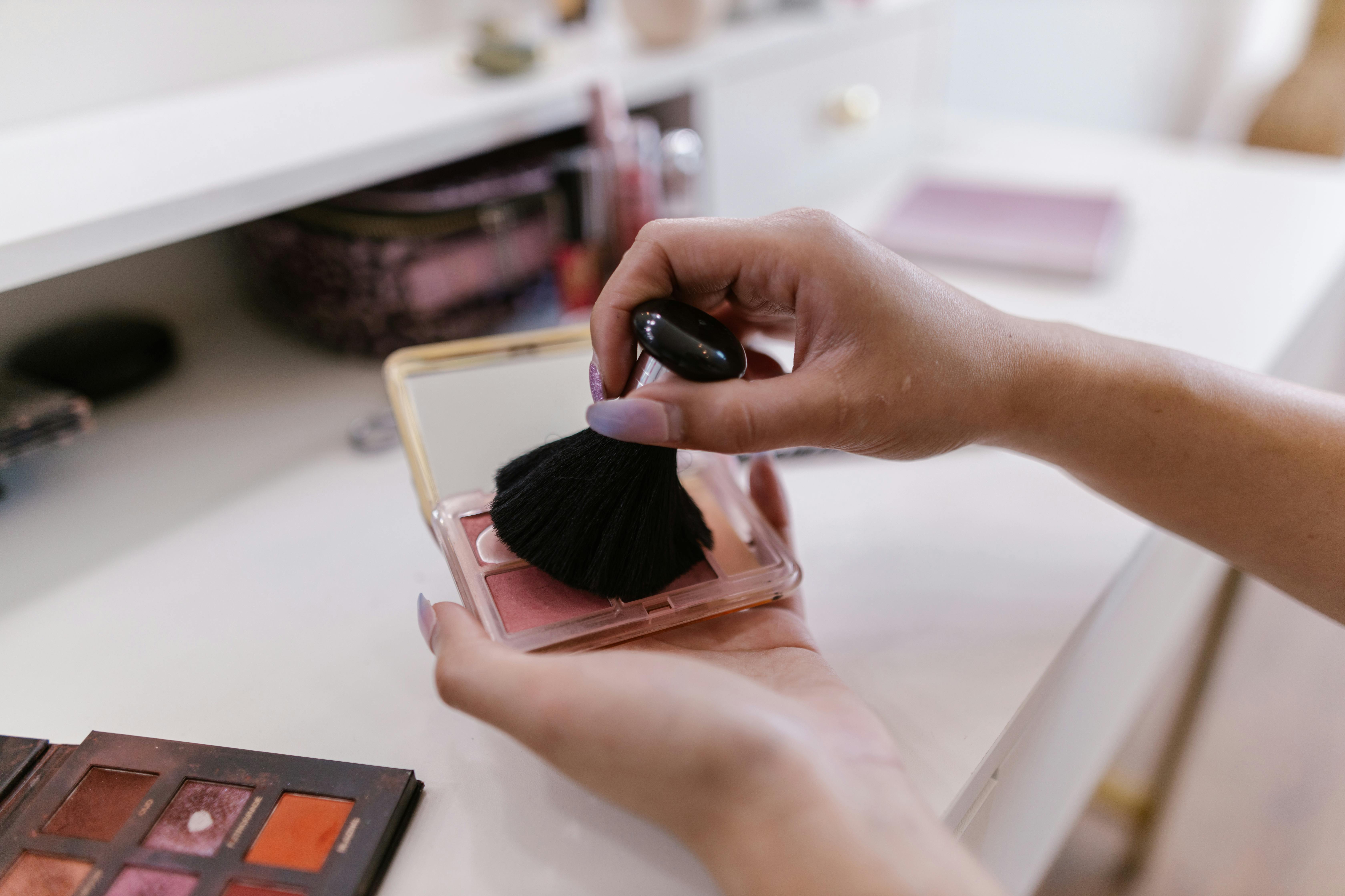 woman using powder