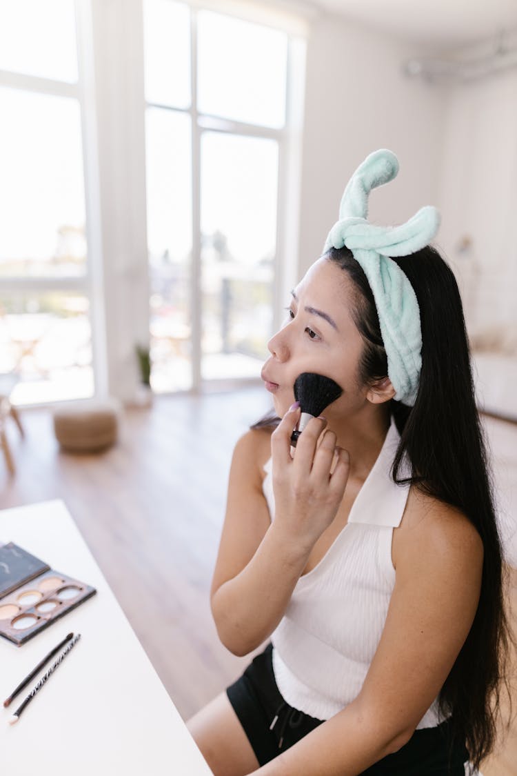 Woman While Contouring