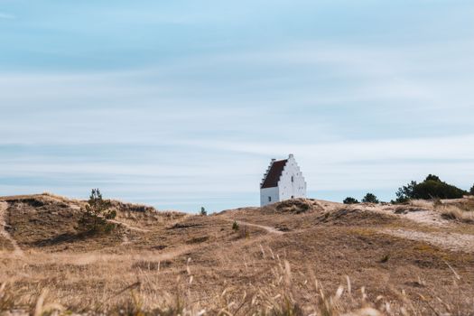Tilsandede Kirke, sanded church