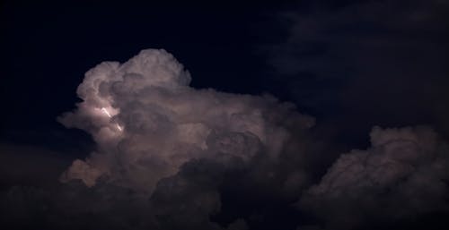 bulut, fırtına bulutu, geceleyin içeren Ücretsiz stok fotoğraf